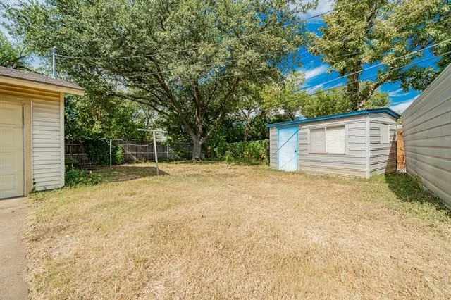 Photo of 1759 Gross Road