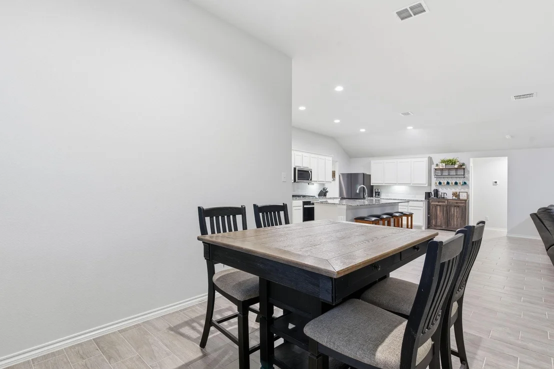 Photo of 437 Falcon Way