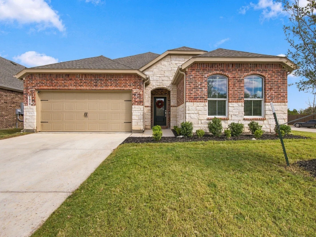 Photo of 1818 Holden Drive