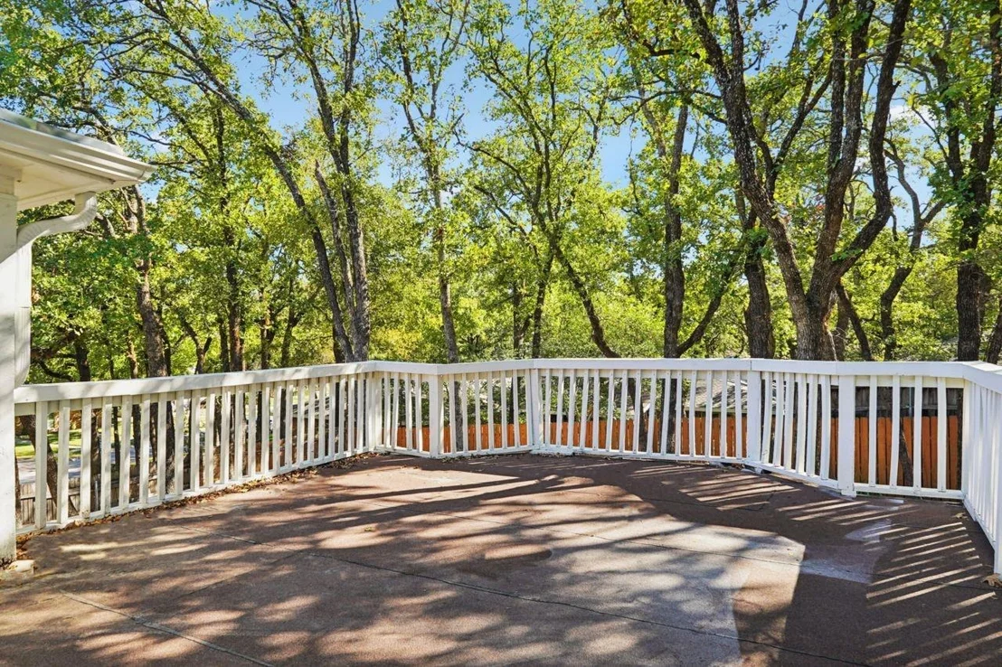 Photo of 2872 Hurstview Drive
