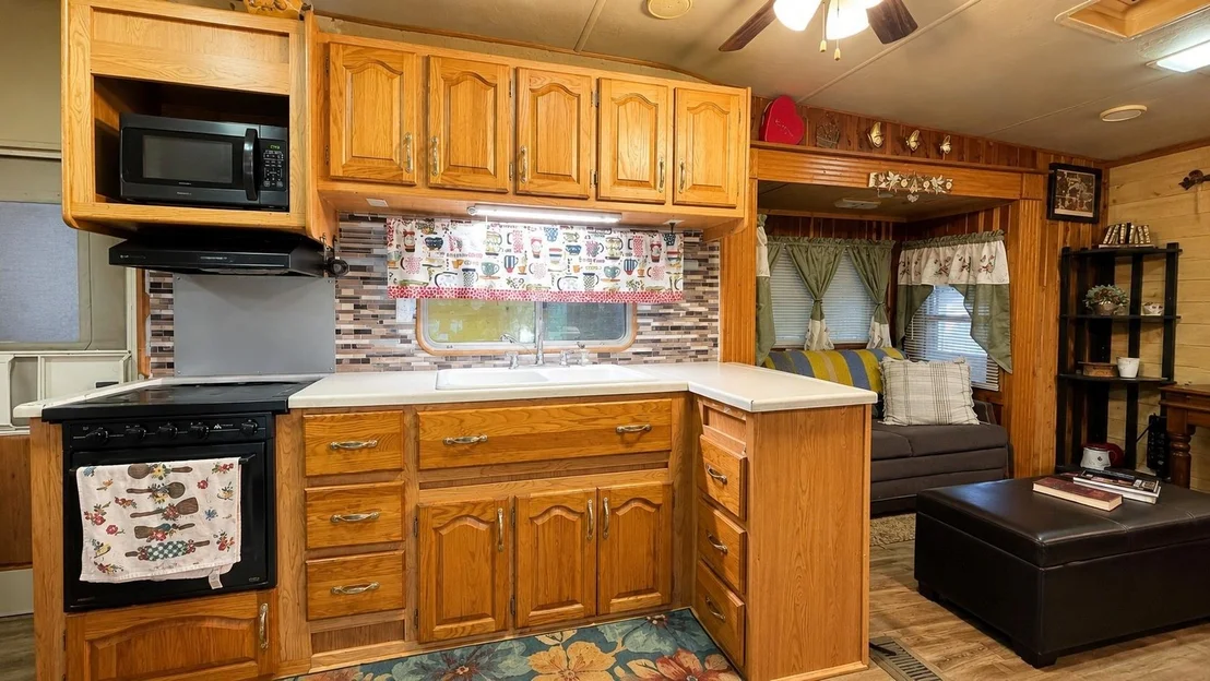 Photo of 851 Cheyenne