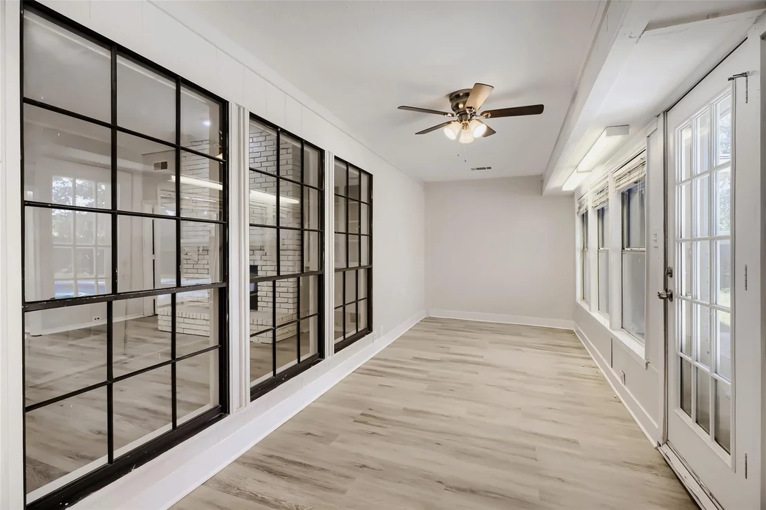 Photo of 1202 E Berkeley Drive