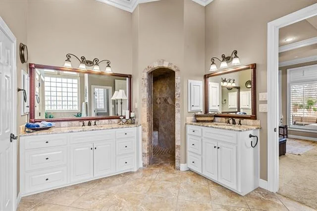 Photo of 4334 La Hacienda Drive