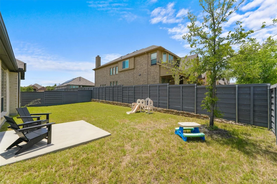 Photo of 6012 Mapleshade Way