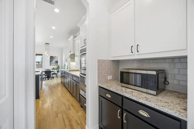Photo of 609 Bordeaux Drive
