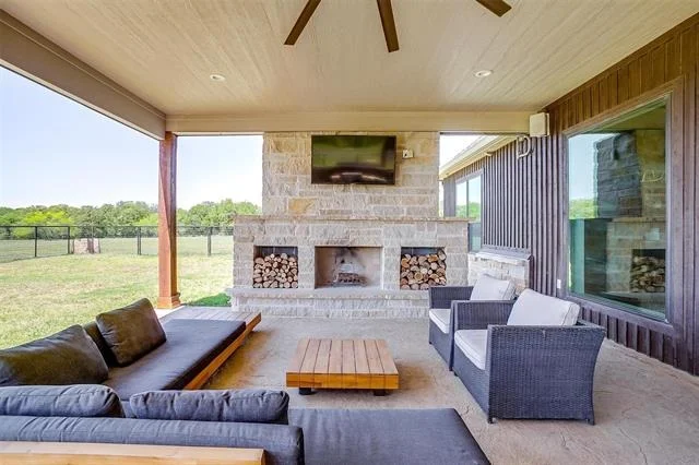 Photo of 1460 Ross Lane