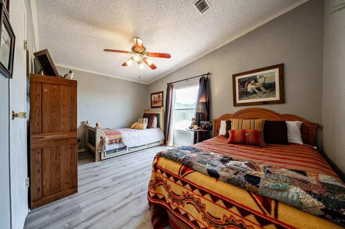 Photo of 221 County Road 225