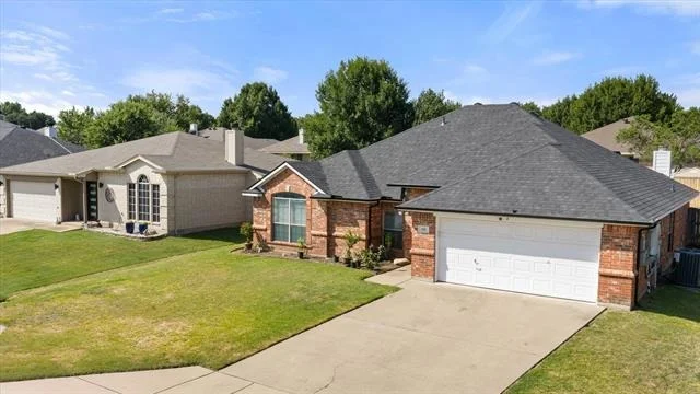 Photo of 621 Creekview Drive