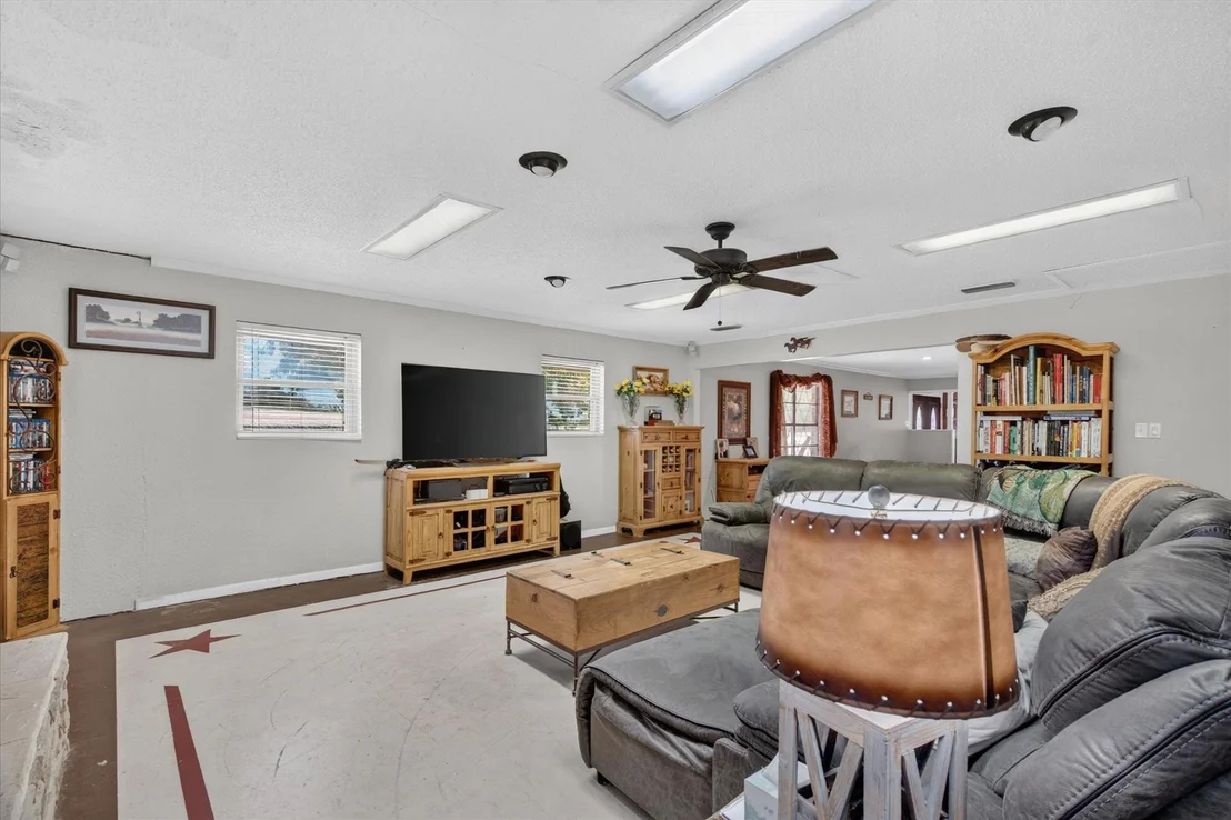Photo of 1401 Old Garner Road