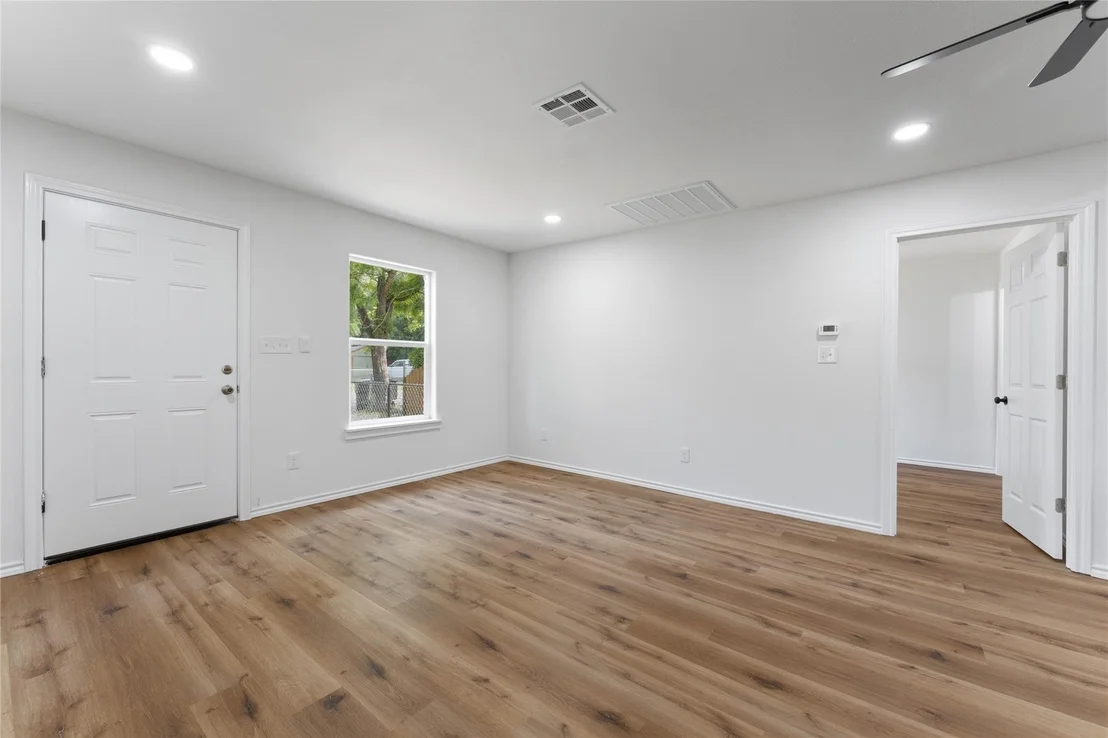 Photo of 2732 Mckenzie Avenue