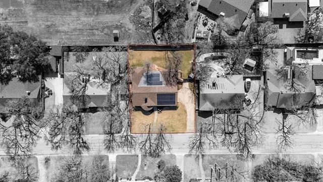 Photo of 203 Oak Forest Trail