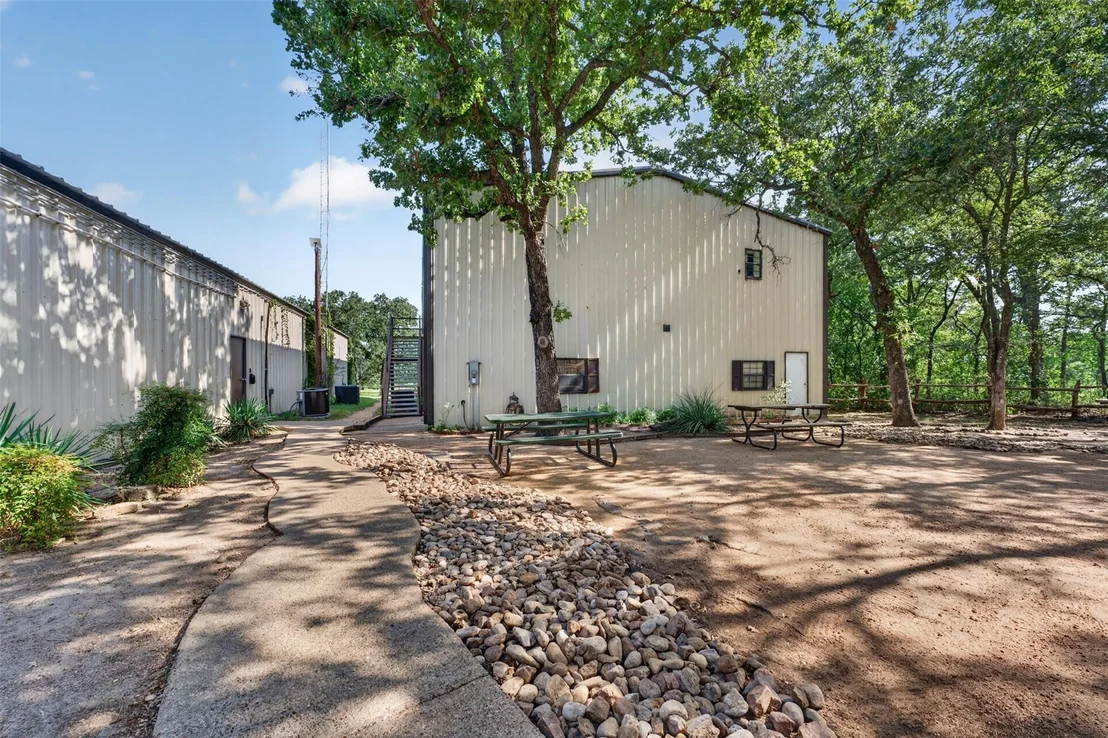 Photo of 2274 County Road 203 Loop