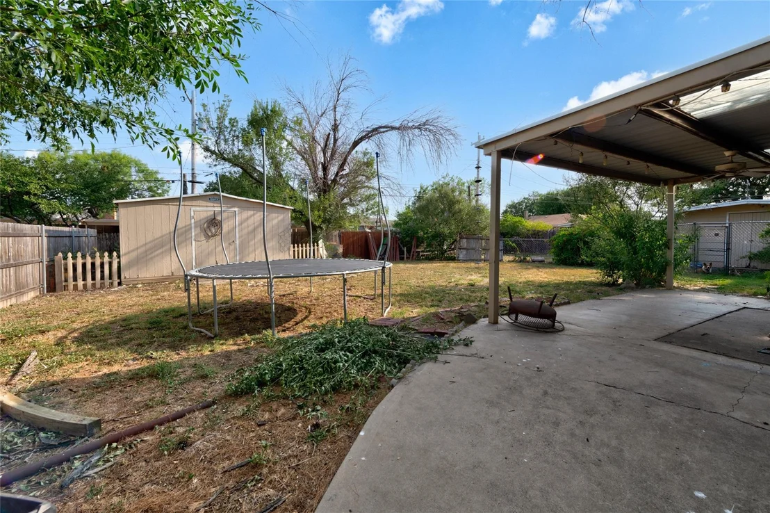Photo of 1017 Chriswood Drive