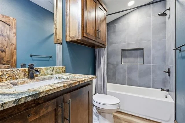 Photo of 4971 Hawk Road