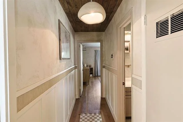 Photo of 23 Fairway Oaks Boulevard