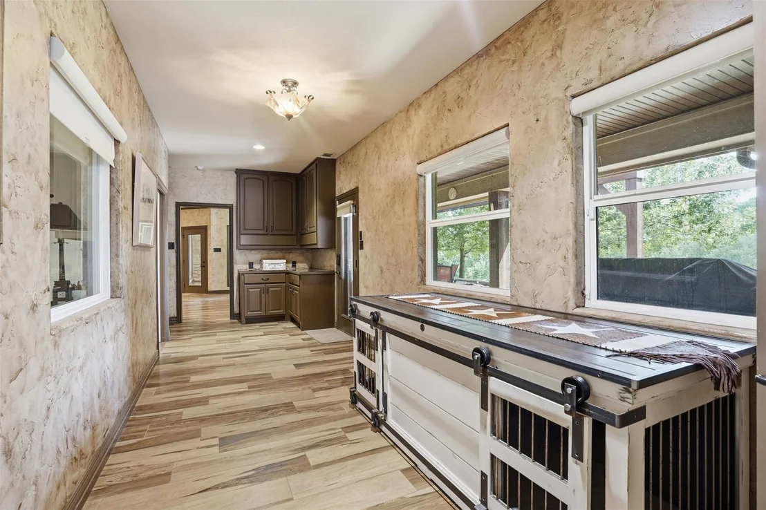 Photo of 9310 Bellechase Road