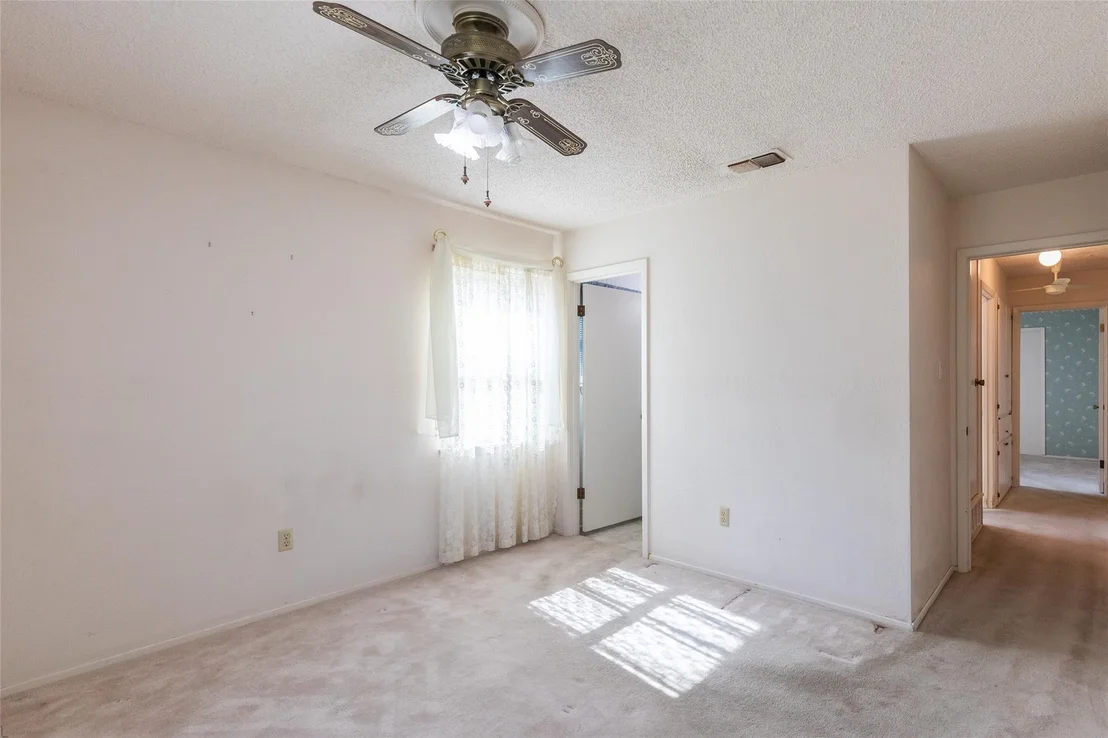 Photo of 5309 Llano Street