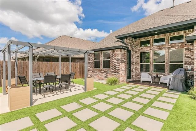 Photo of 838 Mildren Lane