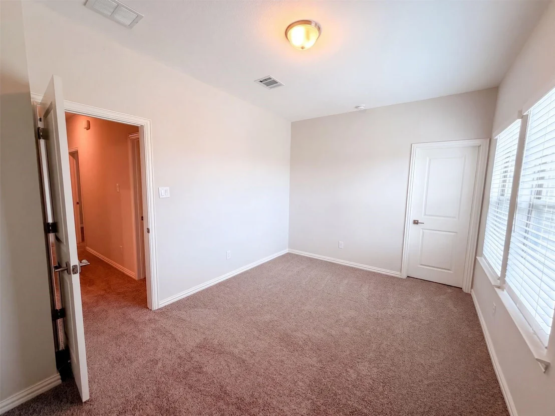 Photo of 1448 Martingale Lane