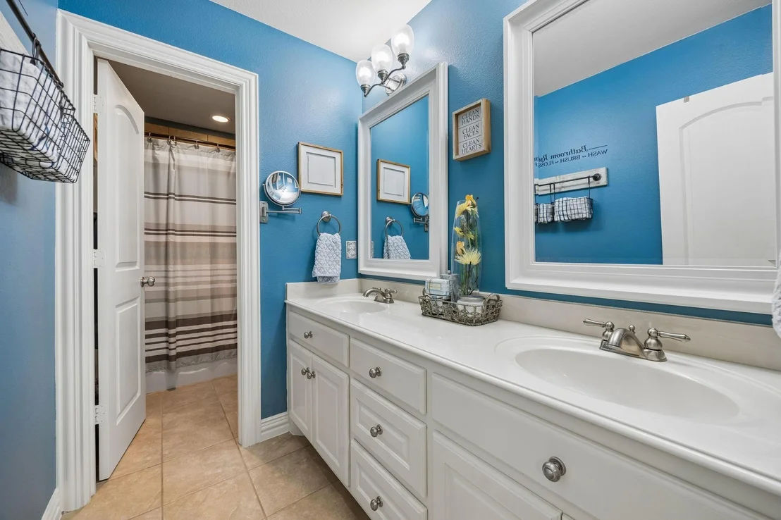Photo of 2585 Wincrest Drive