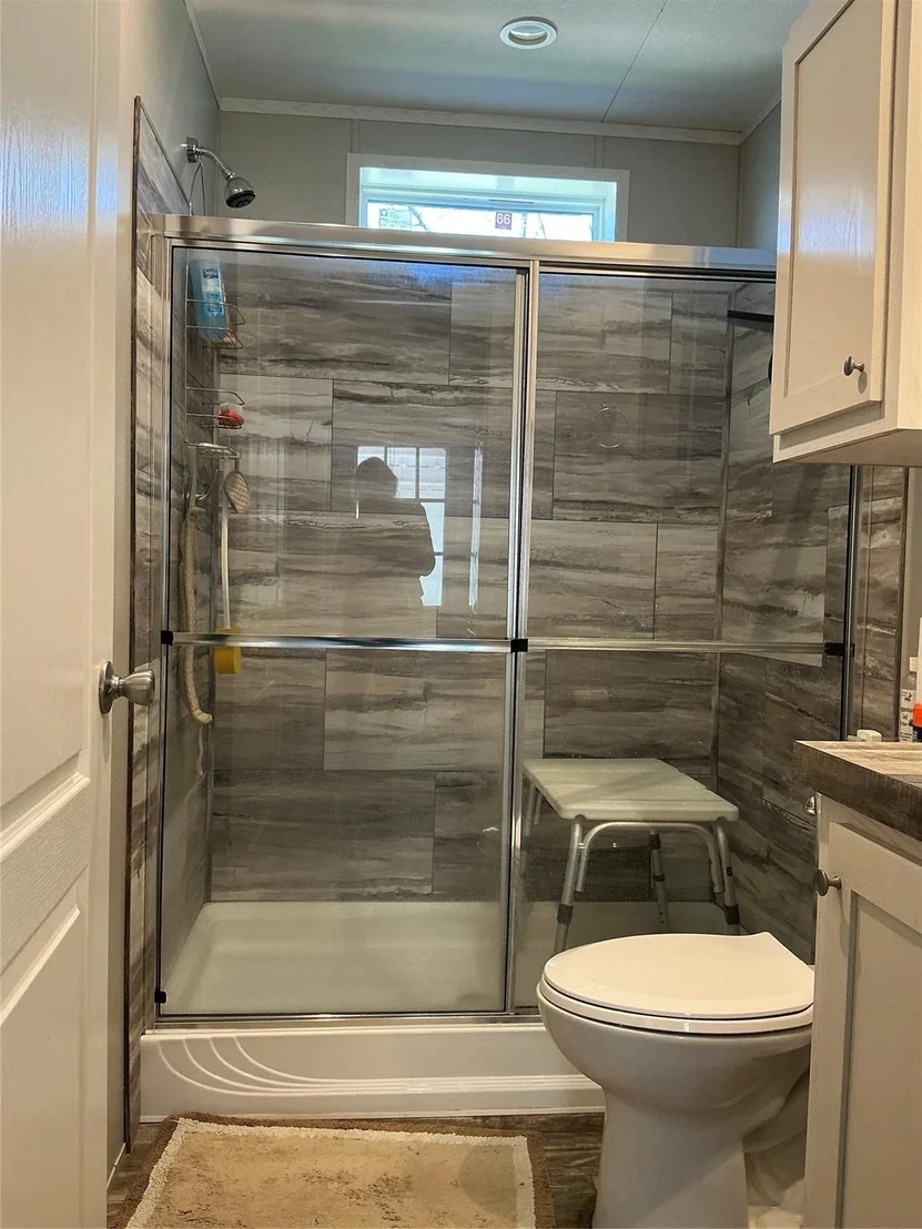 Photo of 1017 W Ross Ave