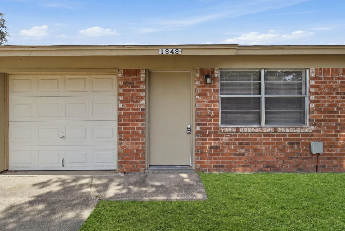 Photo of 1848 Coral Road