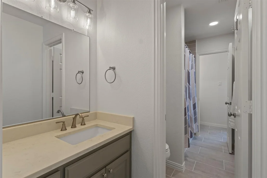 Photo of 1207 Conroe Drive