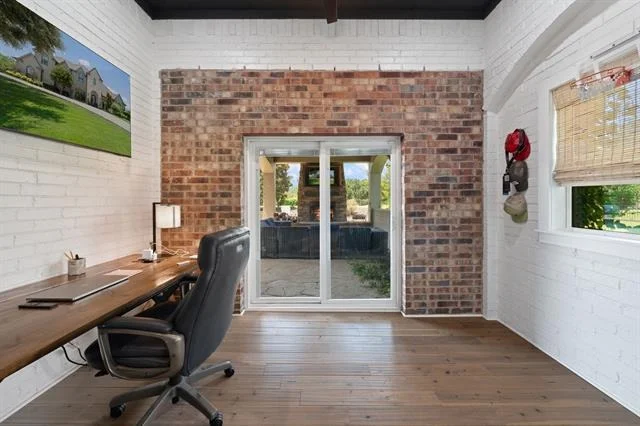 Photo of 1541 Winding Creek Road