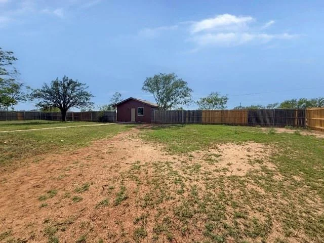 Photo of 1147 Graves Road