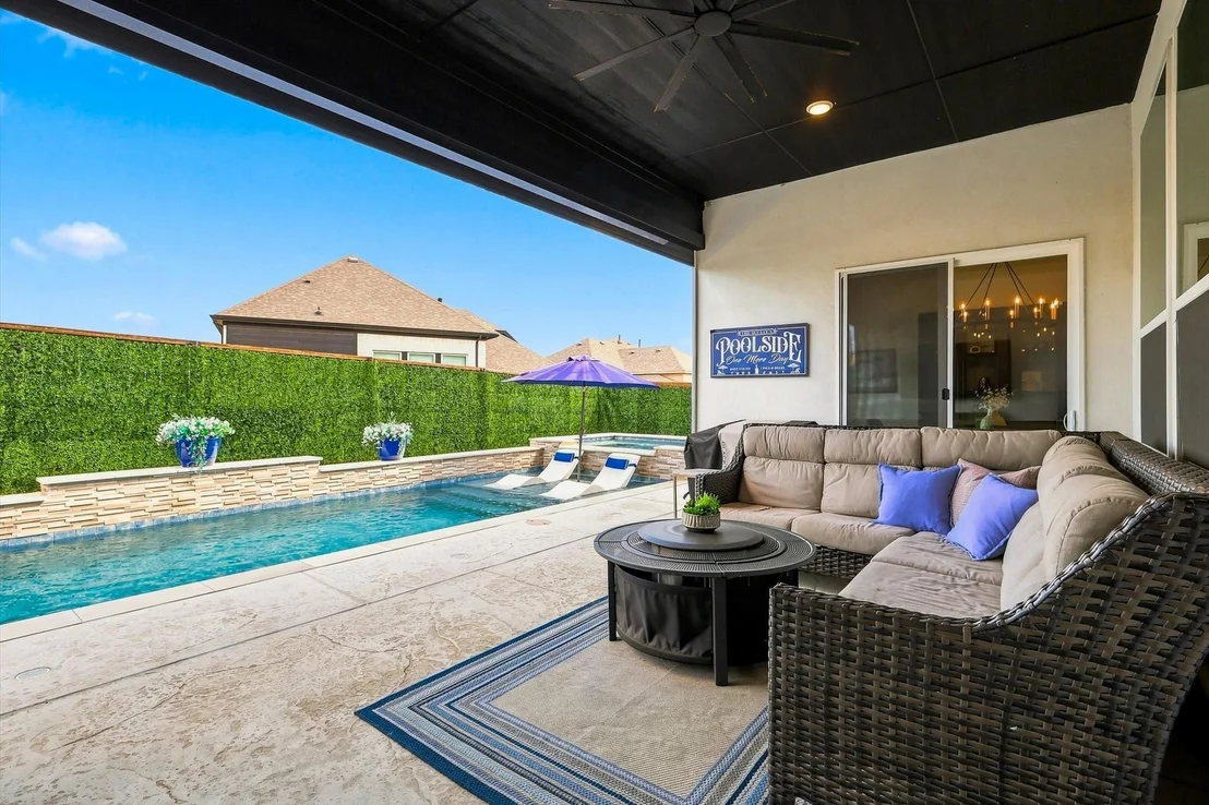 Photo of 7122 Doe Creek Lane