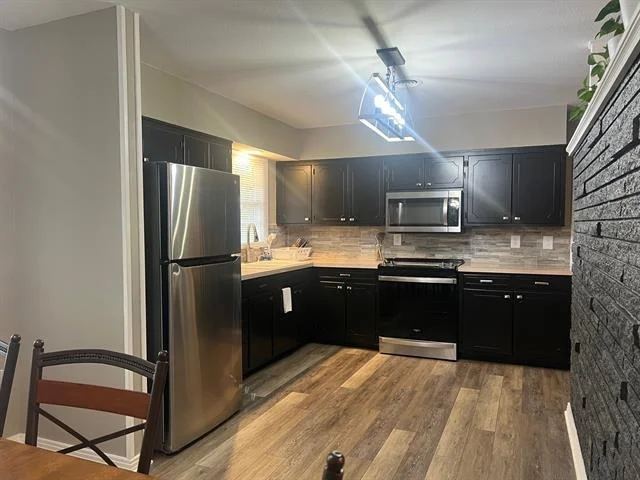 Photo of 1305 Hillcrest Drive