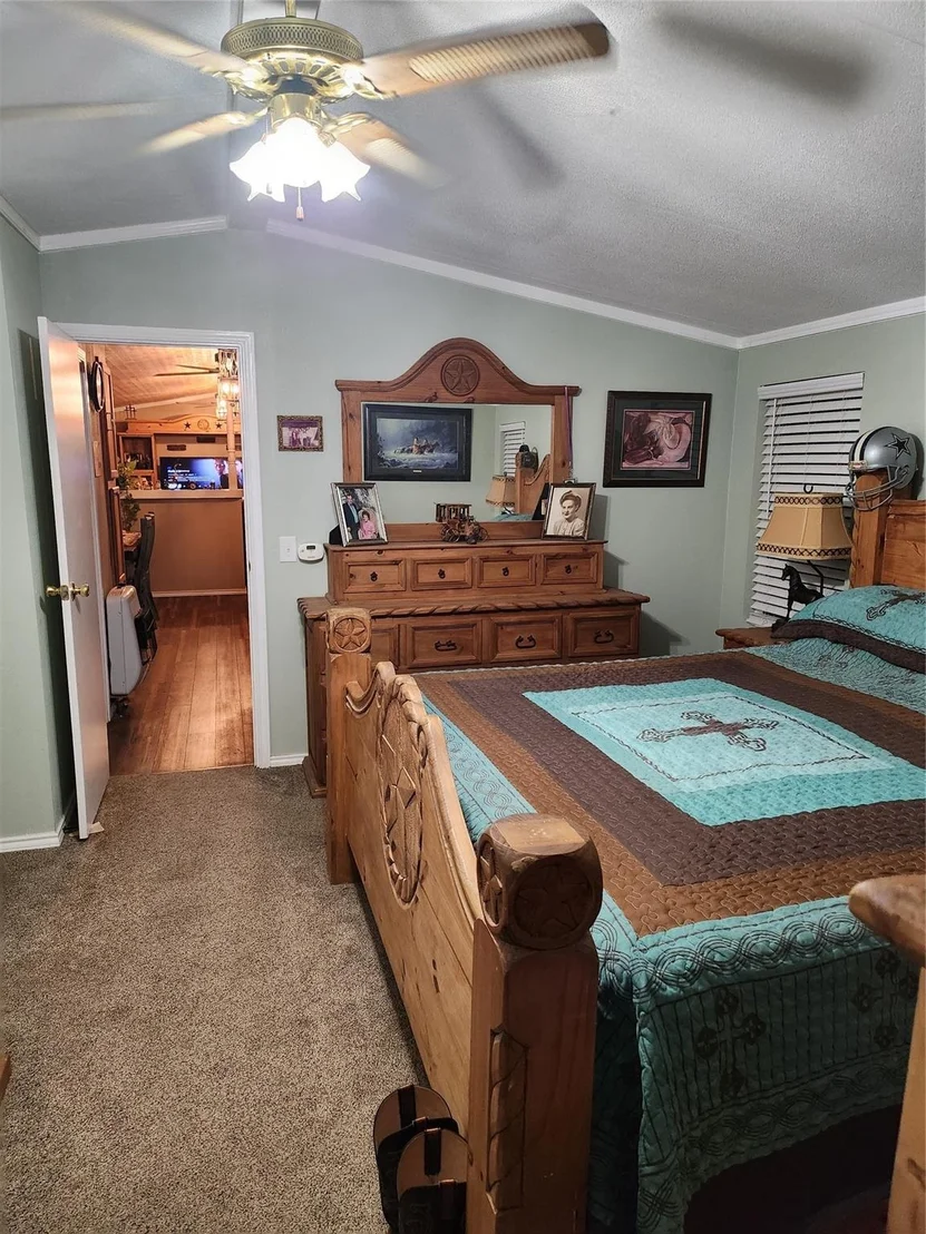 Photo of 608 Chestnut St. Street