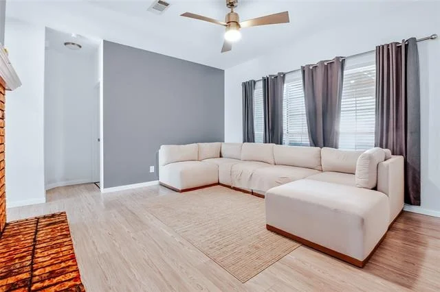 Photo of 751 Livingston Drive