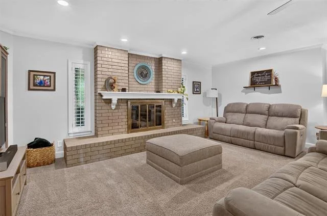 Photo of 825 Elm Street
