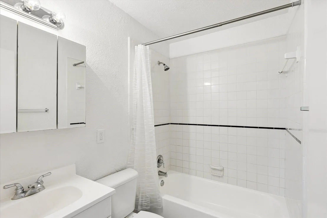 Photo of 5820 Shipp Drive