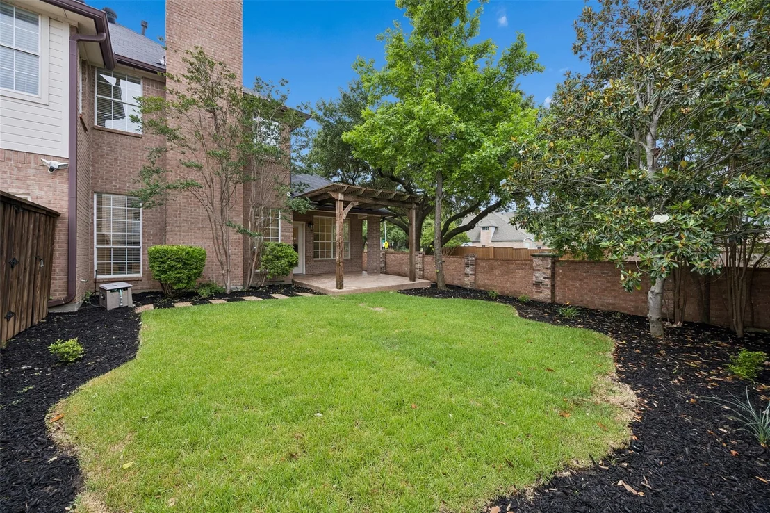 Photo of 2701 Oates Drive