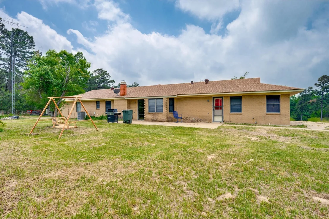 Photo of 1054 An County Road 415