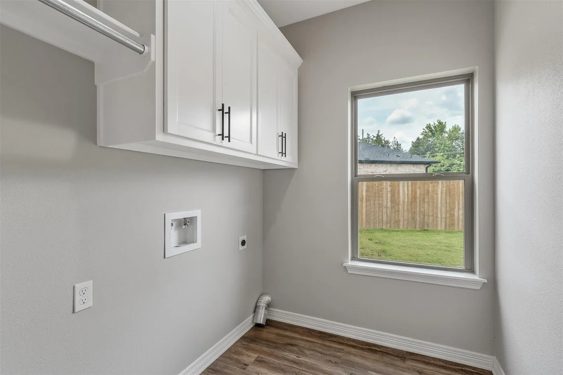 Photo of 508 Cornerstone