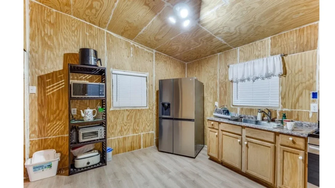 Photo of 1619 County Road 7711