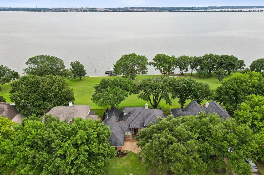 Photo of 4414 Scenic Drive