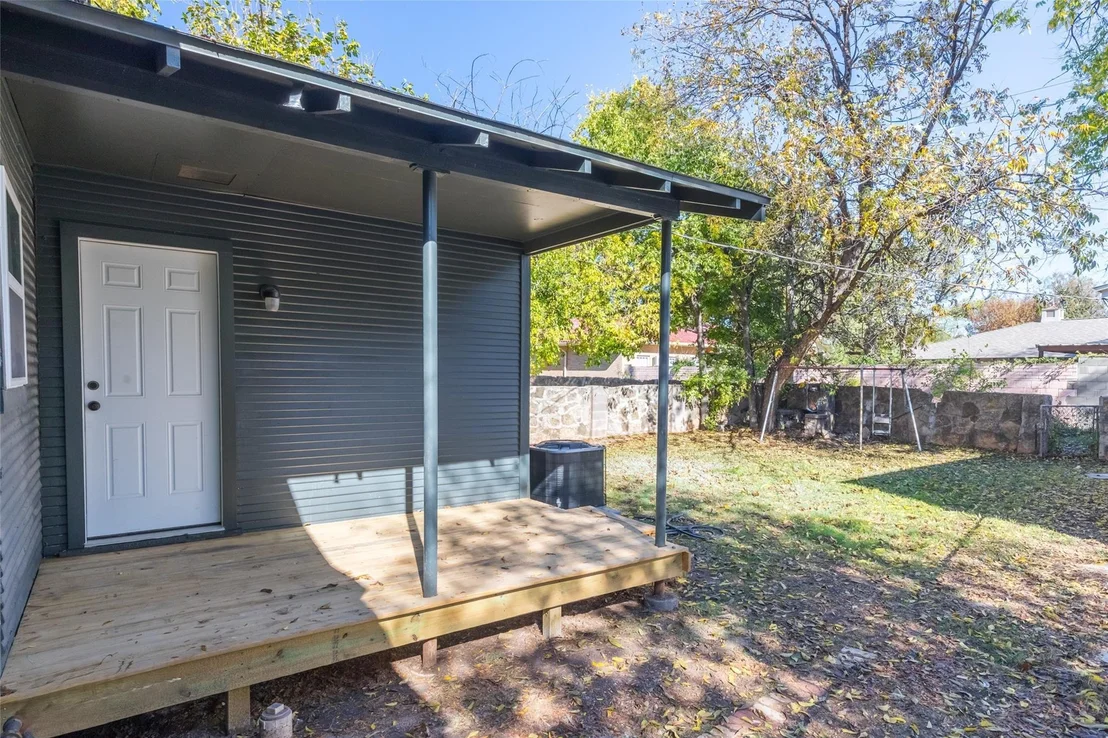 Photo of 1325 Highland Avenue