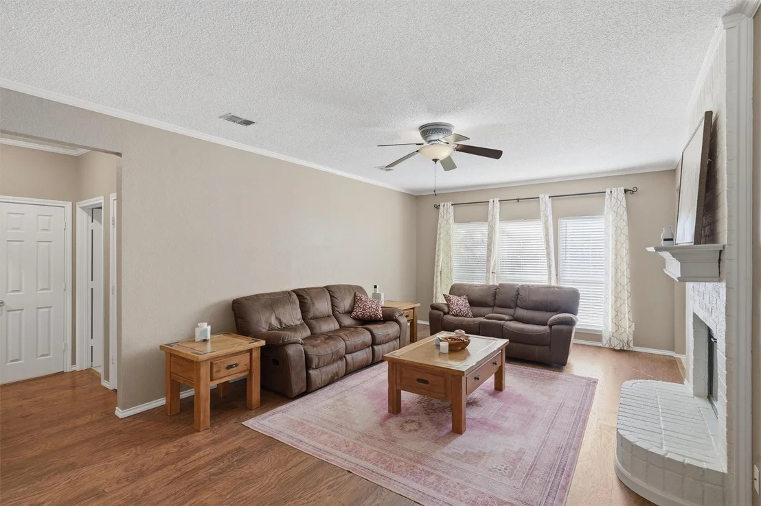 Photo of 609 Carette Drive