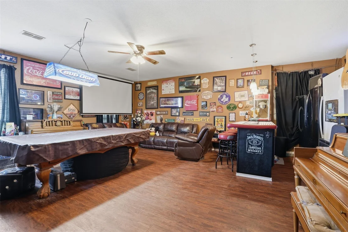Photo of 7229 County Road 1205