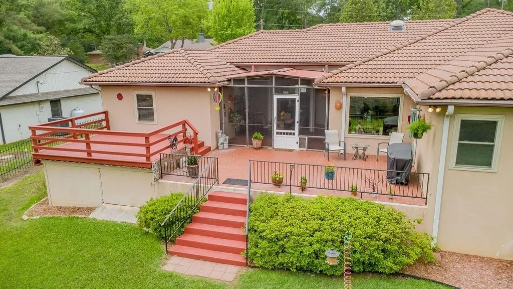 Photo of 1363 Bridle Path Lane