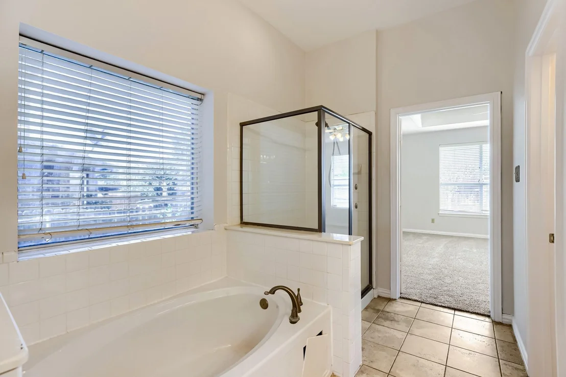 Photo of 2066 Fair Oaks Circle