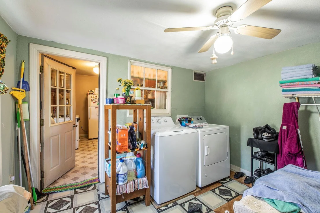 Photo of 2101 Pine Avenue