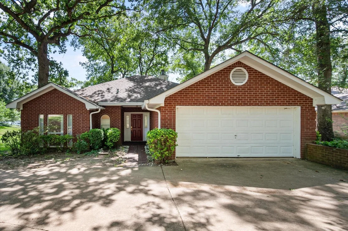 Photo of 280 Shadow Oaks Drive