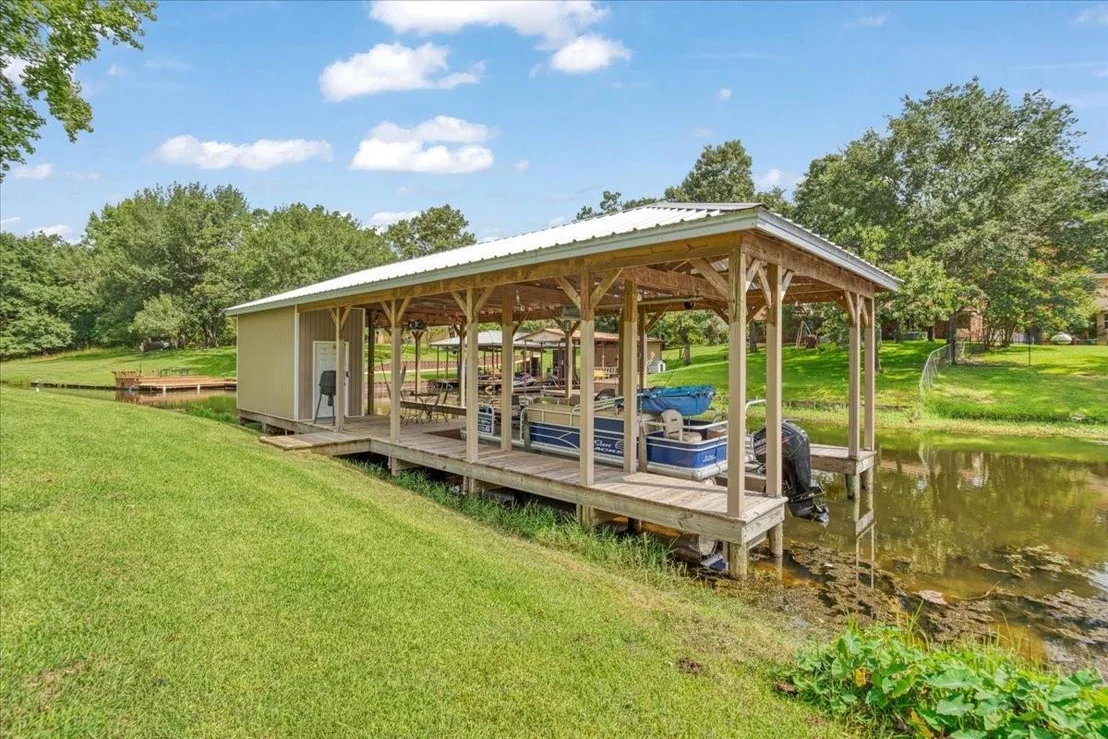 Photo of 6130 Peninsula Circle