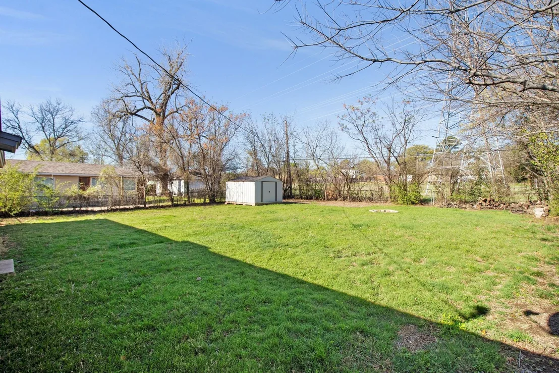 Photo of 1616 Grantland Circle