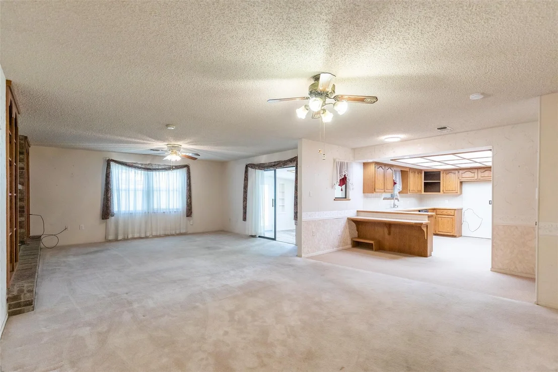 Photo of 5309 Llano Street